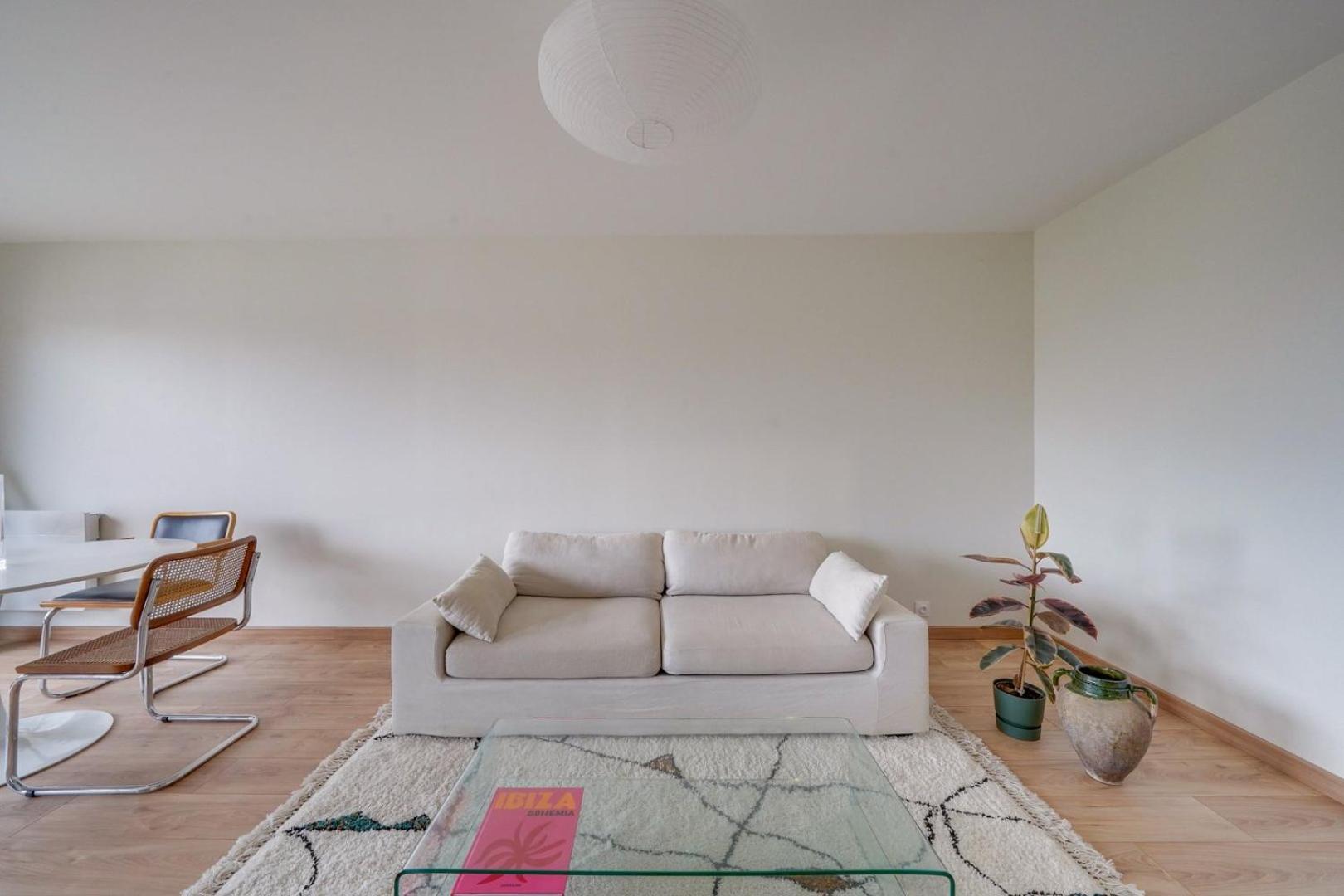 Nice Apartment With Balcony St Genes And Parking Bordeaux Exterior photo